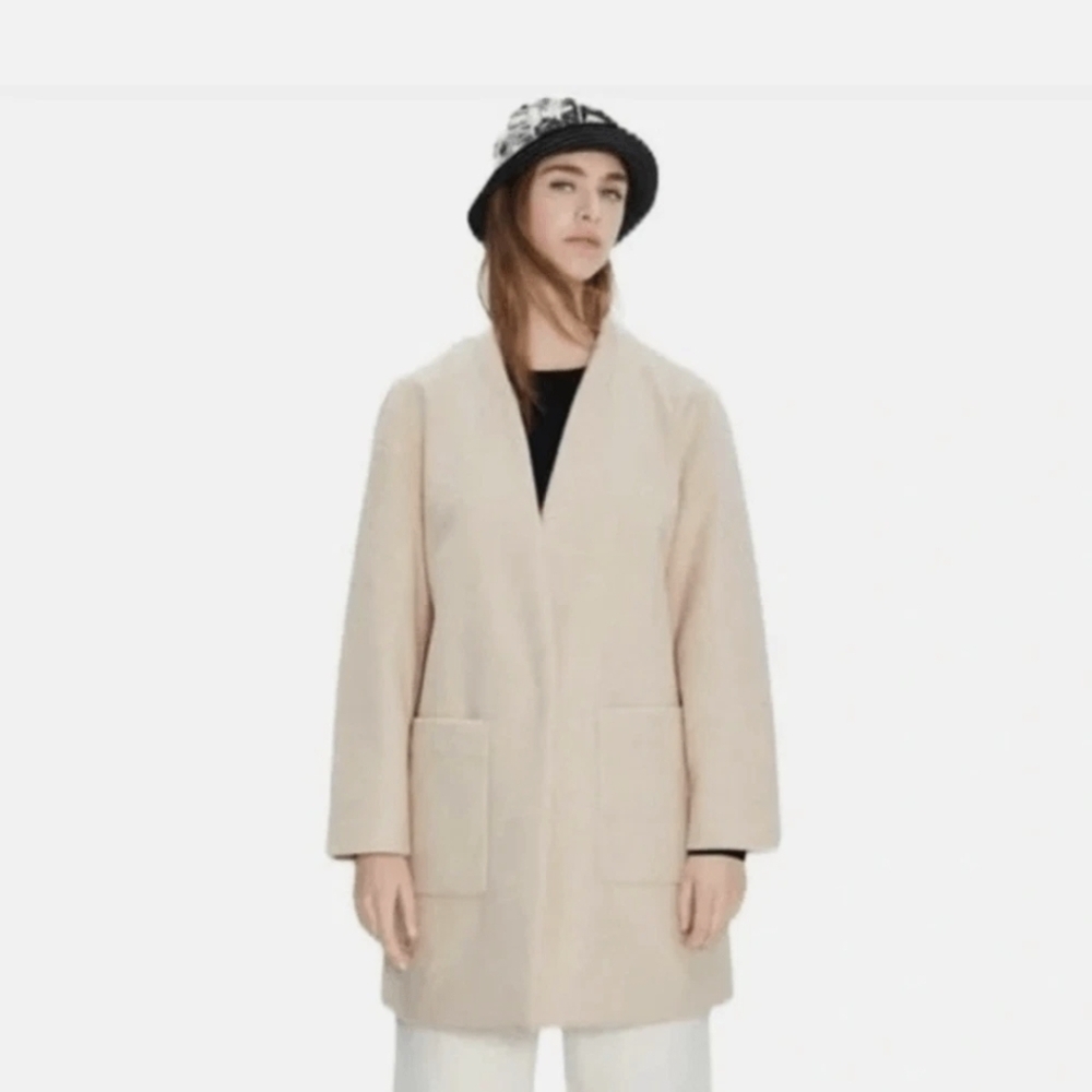 Zara Cream Cape with Modern Oversized Fit